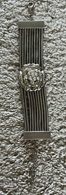 Pulsera gruesa con flores de estrás de diseñador Premier Designs de colección Foto 1 de 4