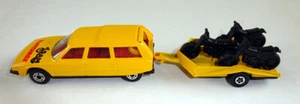 Matchbox Two-Pack 31 Citroen CX & Motorcycle Trailer amarillo estampado negro - Imagen 1 de 9