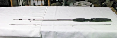 Shakespeare 5'6" Combo 300 Spinning/Spincast Rod, 2 Pc, Med Lt, 6-12lb - GUC - Image 1 of 4