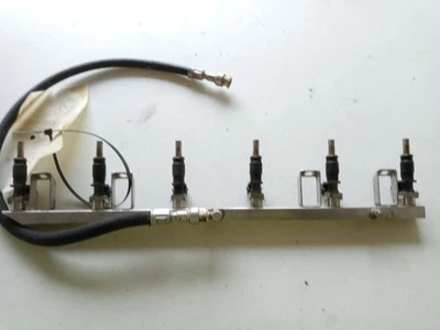 BMW Z4 E85 2007-2013 3,0 L montaje de riel de combustible con inyectores OEM 7542541 Foto 1 de 4