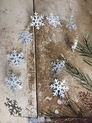 Primitive Rusty White Wire Metal Snowflake Garland 6ft 2.25" Craft Wedding Shape - Image 1 of 4