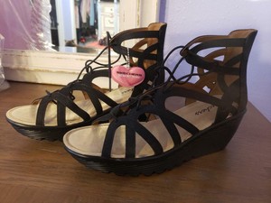 skechers women's gladiator sandals