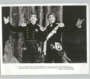 Douglas Stills Chuck Wagner INTO THE WOODS Musical 1990 Foto de prensa Martha Swope - Imagen 1 de 2