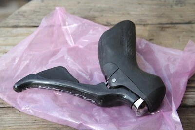 SHIMANO ULTEGRA  ST-R8000 RIGHT Lever Only 11speed NEW right only - Image 1 of 4