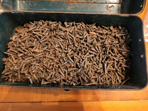 OLD VTG FLAT HEAD METAL SCREW HARDWARE 1” - 2” 14.8 LBS ASSORTED MIXED LOT W Box Cover