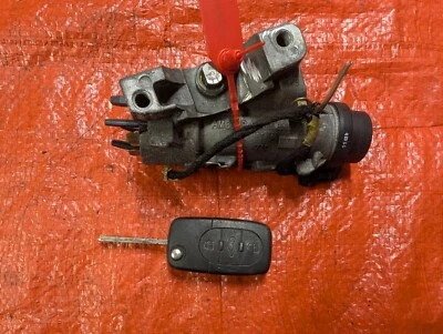СТВОЛ ЗАЖИГАНИЯ VW AUDI GOLF TT BORA + ДИСТАНЦИОННЫЙ КЛЮЧ 4B0905851F - Изображение 1 из 3