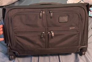 TUMI Alpha 2 Garment Bag Spinner 4 Wheeled Carry-On Suitcase Black 22038D2 Read - Picture 1 of 18