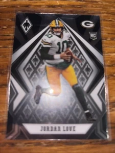 2020 Panini Phoenix Base Rookie Jordan Love #104 Green Bay Packers - Picture 1 of 2