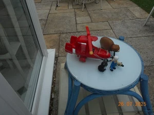 Postman Pat's Helicopter Pat 3 with a Postman Pat & Jess the Cat & Dasiy - Picture 1 of 4