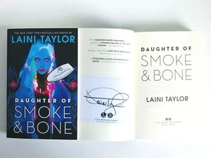 SIGNED Daughter of Smoke and Bone LAINI TAYLOR 1st/1st (2020, PB) BONUS CONTENT - Picture 1 of 11