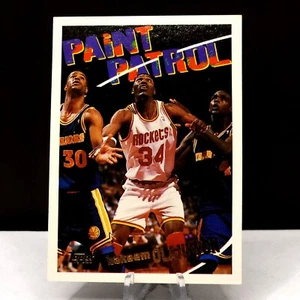 1994-95 Topps - Hakeem Olajuwon #102 Houston Rockets NBA Basketball Card - Picture 1 of 2