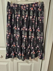 Crazy 8 Girls Black Floral Skirt Size Large - Picture 1 of 2