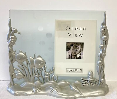 3D Ocean Beach Shells Theme Free Standing Glass Picture Photo Frame 3 1/2" x 5" - Image 1 of 4