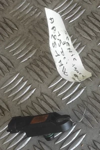 Capteur pression air - RENAULT SCENIC III (3) 1.9DCI - 8200685363 / 0281002058 - Picture 1 of 4