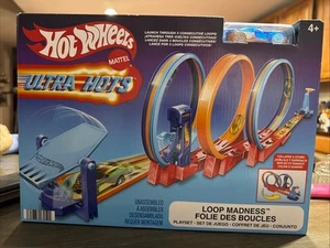 Mattel Hot Wheels Ultra Hots Loop Madness Track Set Car Included, 3ft Long, NIB - Picture 1 of 2