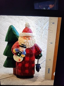 Santa Figurine Resin - Picture 1 of 3