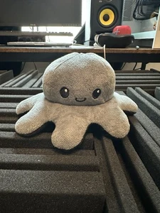 Tee Turtle Reversible Octopus Mini Plush: Black & Grey - Picture 1 of 3