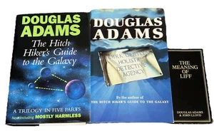 Douglas Adams Books Bundle x 5 Hitchhikers Guide to the Galaxy Trilogy 5 parts   - Foto 1 di 24