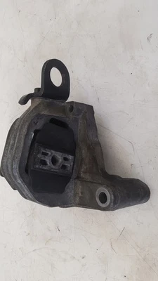 VOLVO XC70 ENGINE MOUNT (PASSENGER SIDE TOP) 326C88 2000-07 - Image 1 of 4