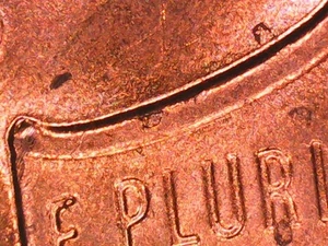 2018 D Penny with Die Chip Error On Reverse - Picture 1 of 11
