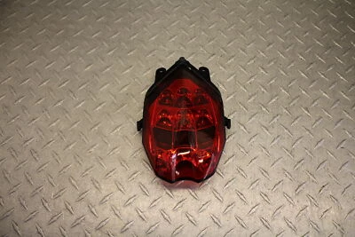 TRIUMPH STREET TRIPLE R 2014 ABS LUZ TRASERA LUZ DE FRENO TRASERA Foto 1 de 4