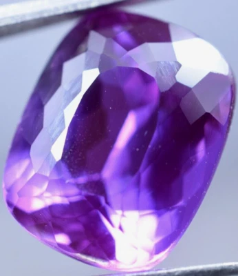 Natural MIRACULOUS Purple Scapolite 11.60 Ct Flawless GGL Certified Gemstone - Image 1 of 4