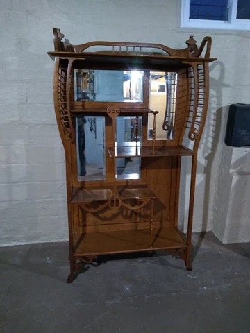 Antique Oak Etagere Circa 1890-1910 Excellent Condition Cover