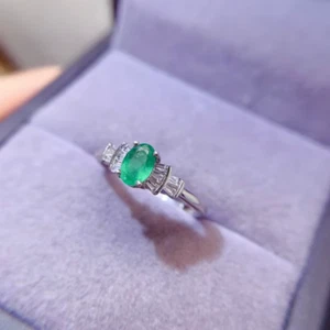 Solid 925 Sterling Silver Colombian Emerald Gemstone Handmade Ring For Women - Picture 1 of 6