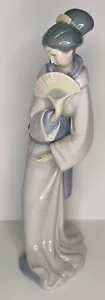 VINTAGE Lladro Nao Porzellanfigur japanische Geisha mit Ventilator - 13" H, Spanien - Bild 1 von 6