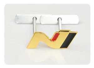 Insignia de parrilla de metal de color dorado para automóvil - Imagen 1 de 1