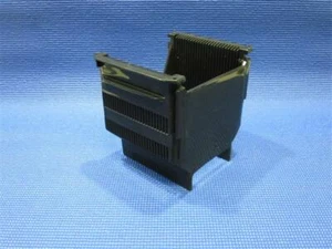 A182-60MB-64A02 Entegris / Fluoroware 150mm (6 inch) Teflon Wafer Cassette Black - Picture 1 of 6