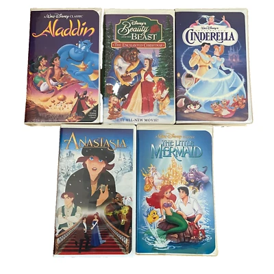 Disney VHS Tapes Lot of 5 The Little Mermaid Cinderella Aladdin Anastasia B&B Foto 1 de 4