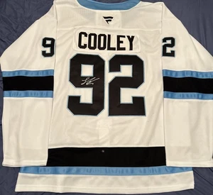 Logan Cooley Utah Mammoth Signed NHL Custom Jersey COA GUARANTEED TPA - Bild 1 von 3