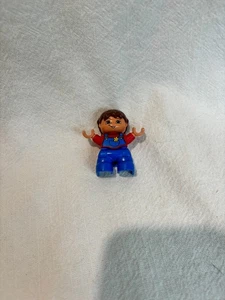 Lego Duplo Figure Kid Farmer Girl brown hair red/blue overalls flower - Picture 1 of 3
