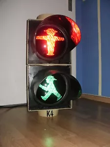 Światła drogowe dla pieszych NRD Sygnalizacja świetlna Siemens - Zdjęcie 1 z 4