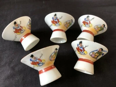 set of 5 antique japanese porcelain sake cups . Marked sealmark - Image 1 of 4