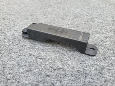 Mercedes Benz W205 W253 W166 Keyless Go Antenna amplifier unit A2059053005 - Image 1 of 4