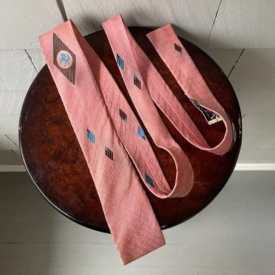 50s 60s Vintage Trimshape by Cavalier Pink Mens Square Tie with Unicorn! 55 x 2 - Image 1 of 4