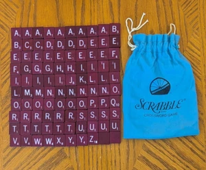 Lot Scrabble 100 Maroon Burgundy Wooden Tiles White Letters + Blue Fabric Bag - Picture 1 of 4