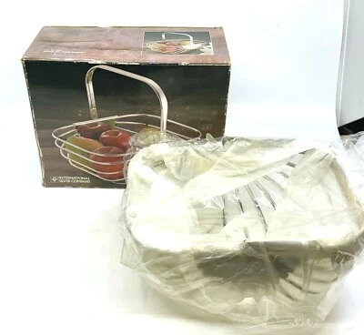 Fruit Bread Basket Silverplate New International Silver Wired w Removable Handle - Image 1 of 4