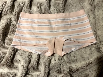 Panty corto Victoria's Secret rosa a rayas sin costuras para niño ~ MEDIANO ~ ¡NUEVO CON ETIQUETAS! Foto 1 de 4