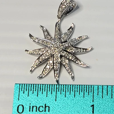 Colgante Ross Simons oro blanco 14K Sunburst .5ct en forma de estrella 3g Foto 1 de 4