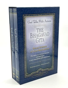 The Bhagavad Vita - Paperback Paramahansa Yogananda God Talks With Arjuna 2 Vols - Bild 1 von 5