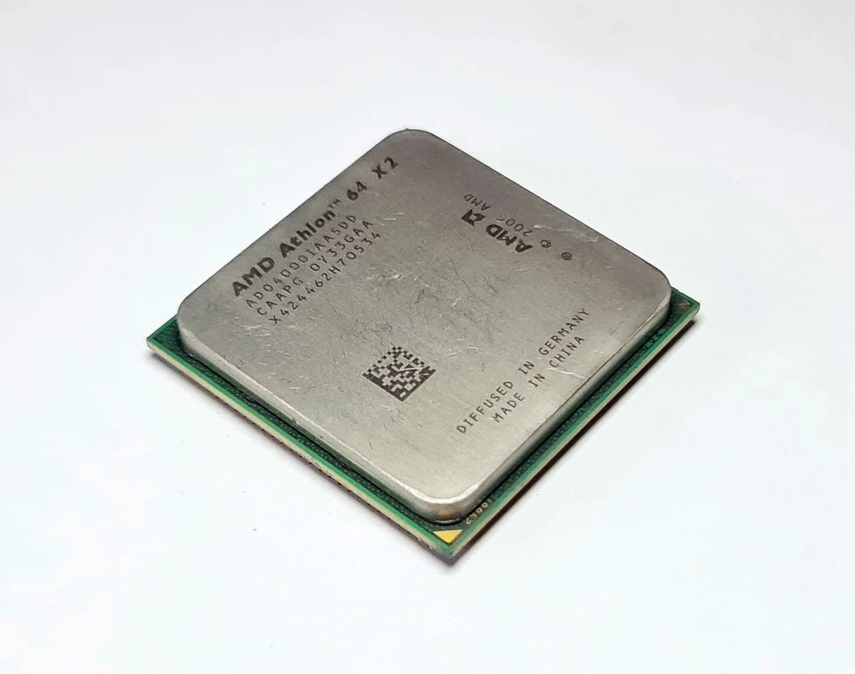 AMD Athlon 64 X2 4000+ 2.1 GHz - ADO4000IAA5DD Socket AM2 - Image 1 of 1