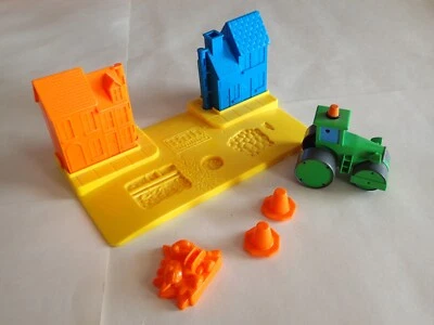 BOB THE BUILDER Play-Doh Putty Mold SET, 2001 Hasbro, Collectible Kids Playtime - Image 1 of 4