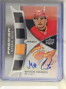 Maglia 2023-24 Upper Deck Premier Quad Rookie Auto 15/25 Matteo Coronato - Foto 1 di 2