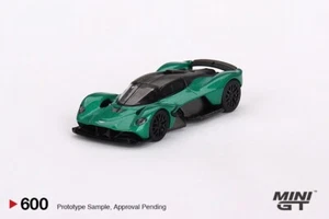 MiniGT 1/64 Aston Martin Valkyrie Aston Martin Racing Green MGT00600 - Imagen 1 de 1