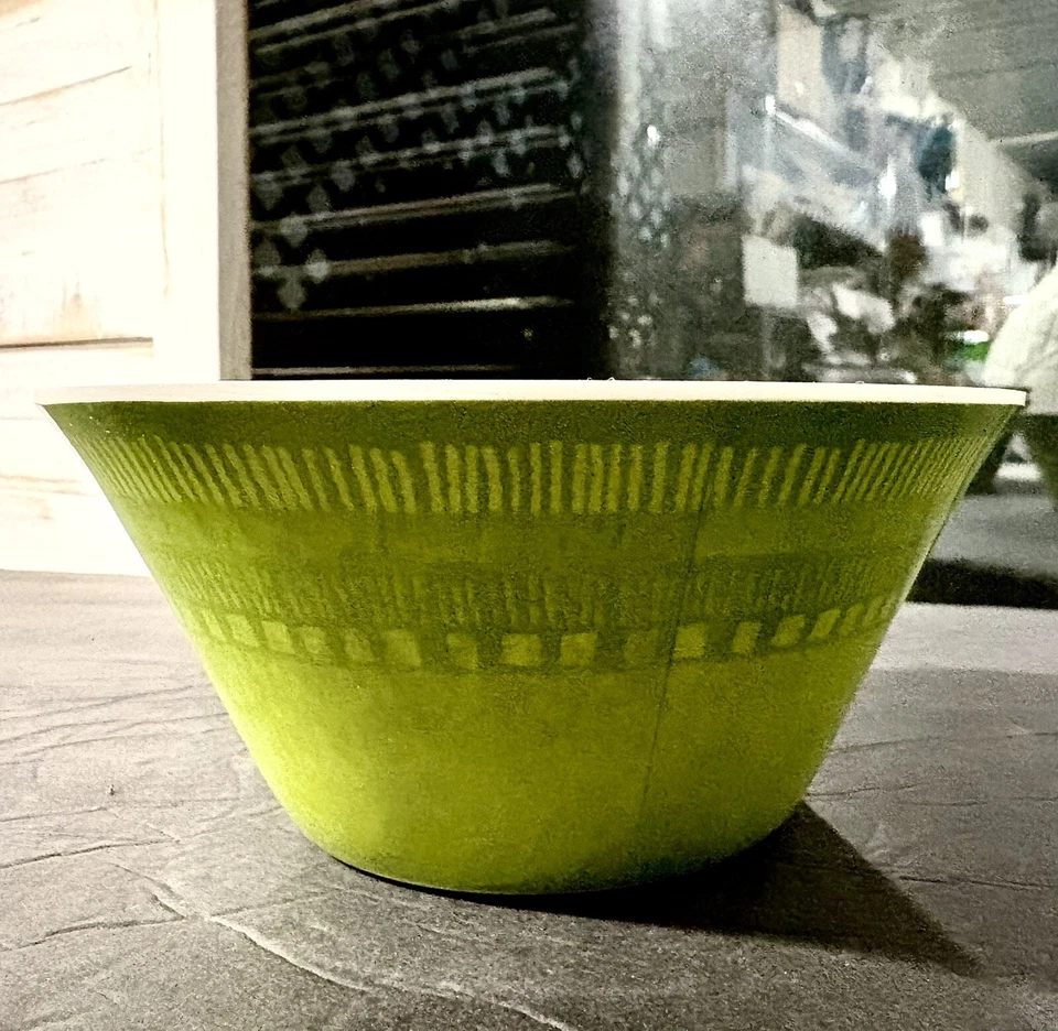 Bed Bath & Beyond зеленые миски с меламином 4 хлопьев суп легкий бассейн пикник винтажный - Изображение 1 из 4