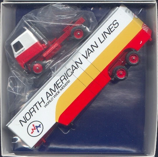 North American Van Lines PS#15 '99 Winross Truck - Image 1 of 1