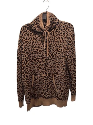 Suéter Colección Lisa Rinna Talla Grande Leopardo Pullover Cuello Embudo Bolsillos Foto 1 de 4